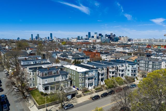 83 Farragut Rd 1, Boston, MA 02127