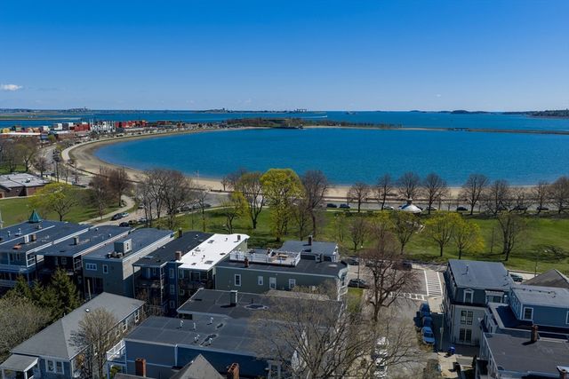 83 Farragut Rd 1, Boston, MA 02127