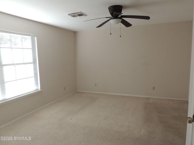 1061 Candeleras Street, Las Cruces, NM 88011