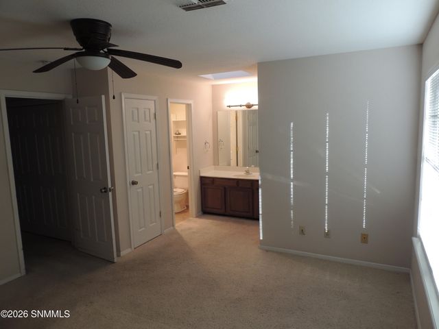 1061 Candeleras Street, Las Cruces, NM 88011