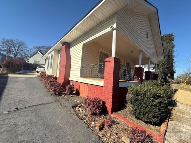 704 Old Charlotte Road SW, Concord, NC 28027