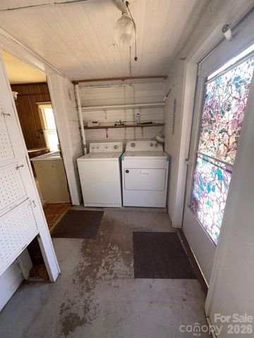 704 Old Charlotte Road SW, Concord, NC 28027