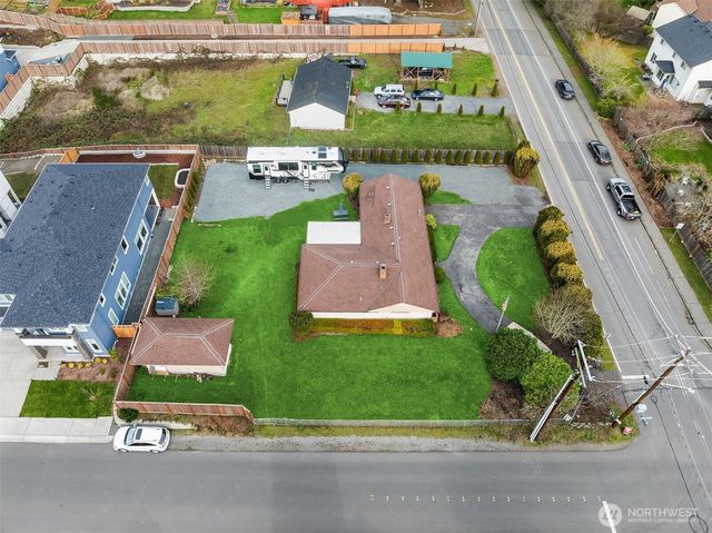 15928 56th Avenue W, Edmonds, WA 98026