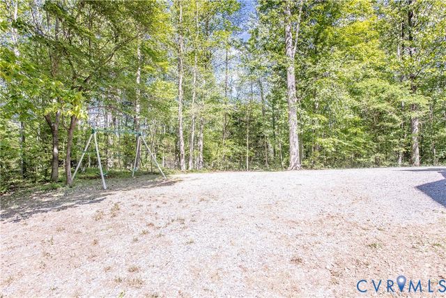 19614 Creekside Dr, Prince George, VA 23881