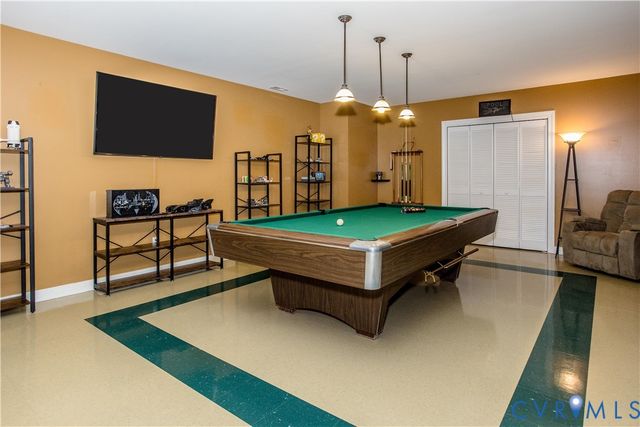 19614 Creekside Dr, Prince George, VA 23881
