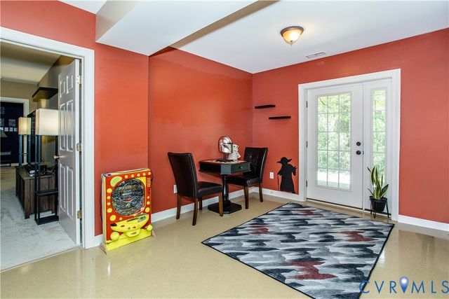 19614 Creekside Dr, Prince George, VA 23881