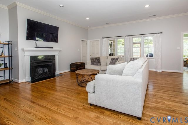 19614 Creekside Dr, Prince George, VA 23881