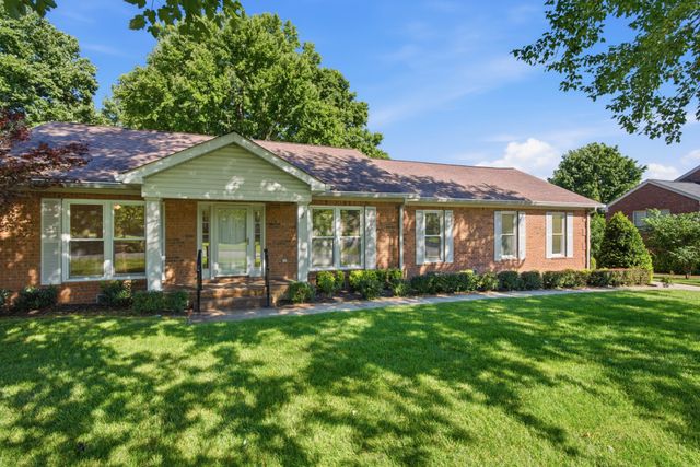 533 Hearthstone Cir, Brentwood, TN 37027