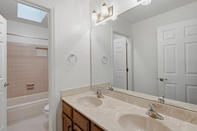 533 Hearthstone Cir, Brentwood, TN 37027