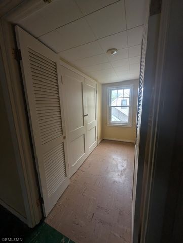 455 2nd Street, Gaylord, MN 55334