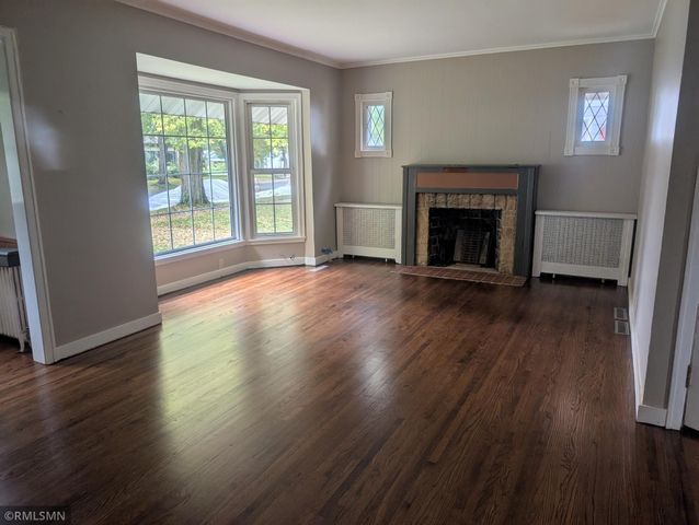 455 2nd Street, Gaylord, MN 55334