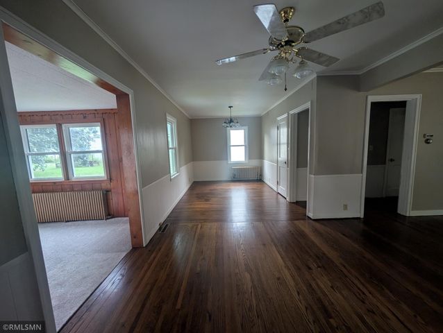 455 2nd Street, Gaylord, MN 55334