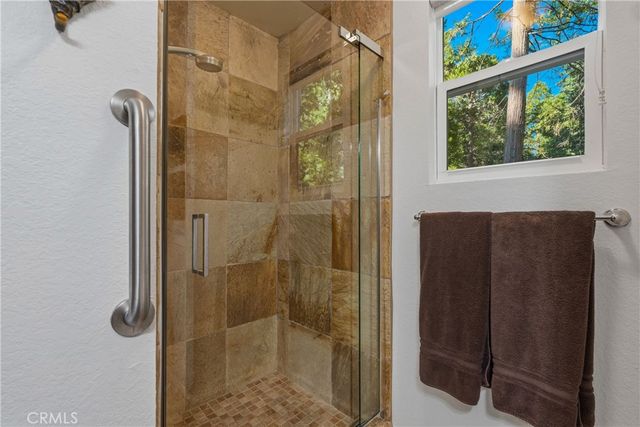 26216 Lake Forest, Twin Peaks, CA 92391