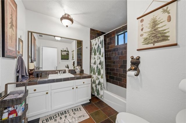 26216 Lake Forest, Twin Peaks, CA 92391