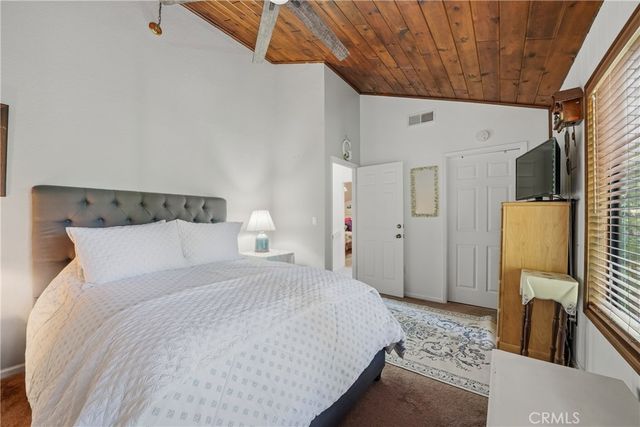 26216 Lake Forest, Twin Peaks, CA 92391