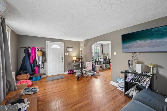 329 ALDAN AVE, Aldan, PA 19018