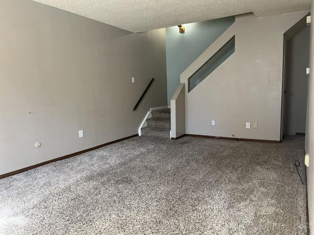 106 Scotland Rd Apt E, Pueblo, CO 81001