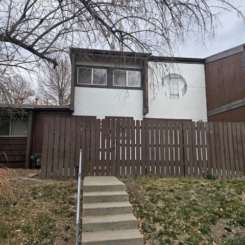 106 Scotland Rd Apt E, Pueblo, CO 81001