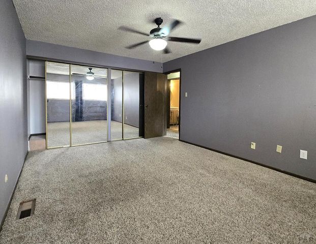 106 Scotland Rd Apt E, Pueblo, CO 81001