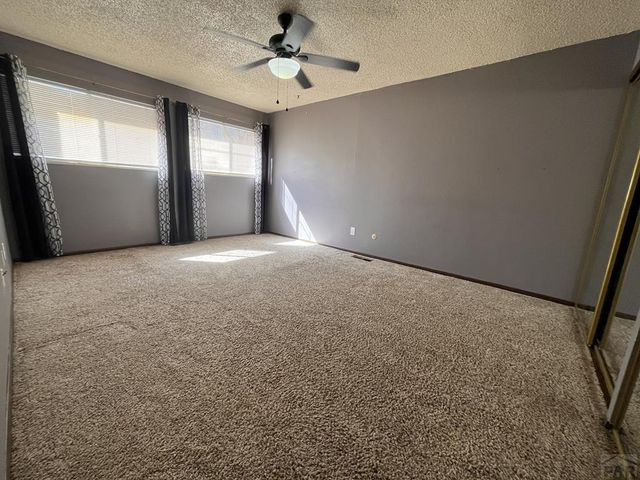 106 Scotland Rd Apt E, Pueblo, CO 81001