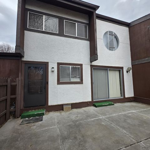 106 Scotland Rd Apt E, Pueblo, CO 81001