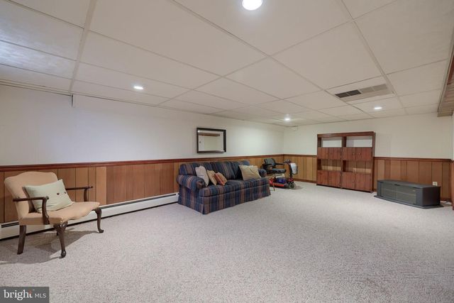 705 S 2ND AVE, Lebanon, PA 17042