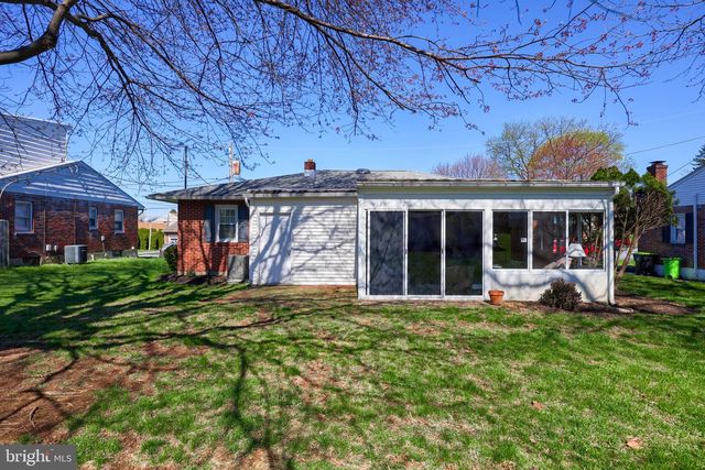 705 S 2ND AVE, Lebanon, PA 17042
