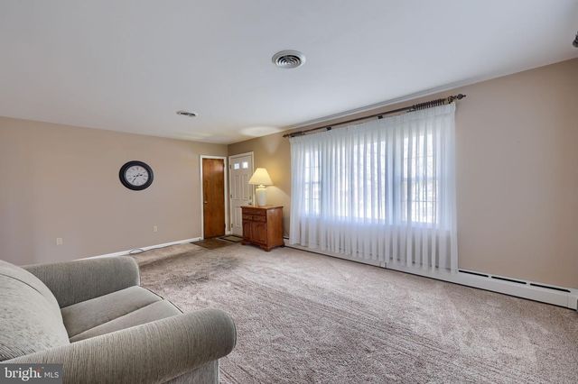 705 S 2ND AVE, Lebanon, PA 17042