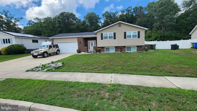 8 MANGO CT, Sicklerville, NJ 08081