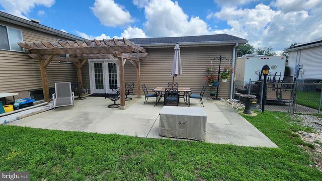 8 MANGO CT, Sicklerville, NJ 08081