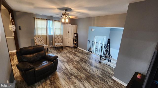 8 MANGO CT, Sicklerville, NJ 08081