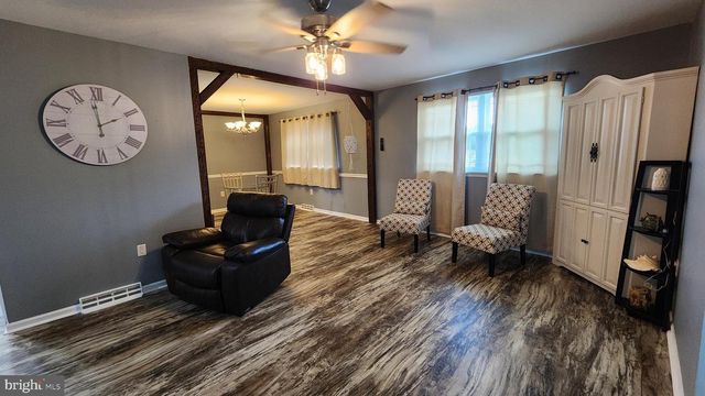 8 MANGO CT, Sicklerville, NJ 08081