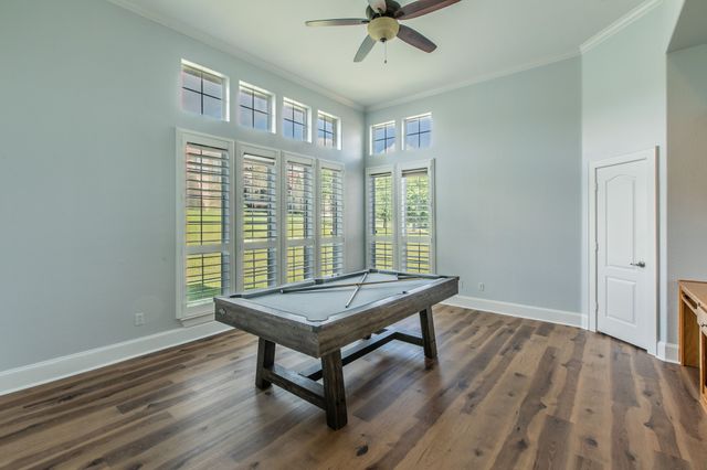 309 La Reata Court, Cedar Hill, TX 75104