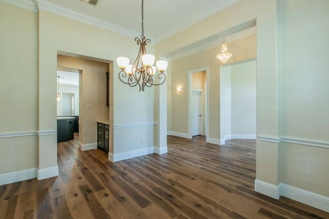 309 La Reata Court, Cedar Hill, TX 75104