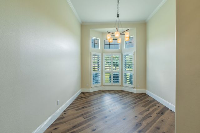 309 La Reata Court, Cedar Hill, TX 75104