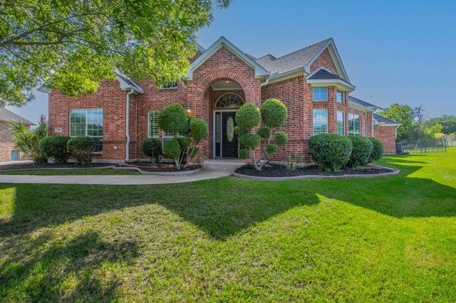309 La Reata Court, Cedar Hill, TX 75104