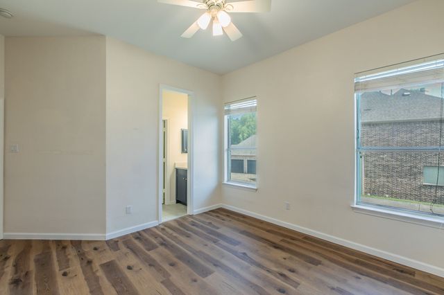 309 La Reata Court, Cedar Hill, TX 75104