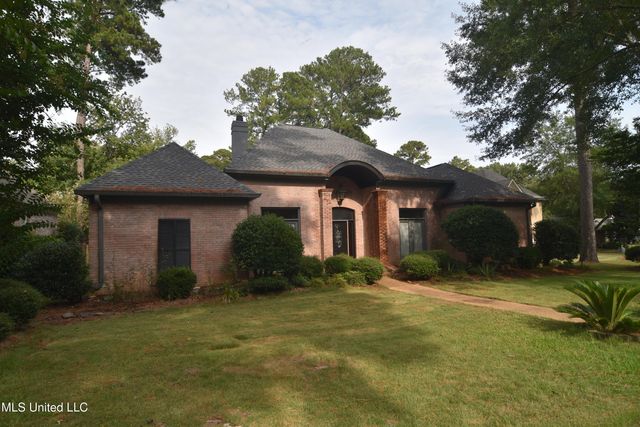 523 Heatherstone Court, Ridgeland, MS 39157