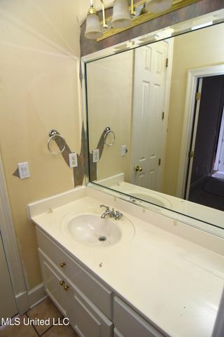 523 Heatherstone Court, Ridgeland, MS 39157