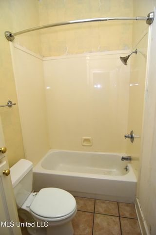 523 Heatherstone Court, Ridgeland, MS 39157