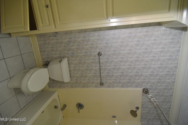 523 Heatherstone Court, Ridgeland, MS 39157