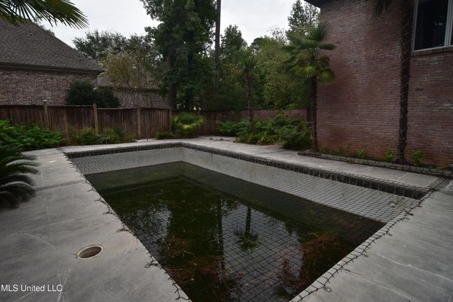 523 Heatherstone Court, Ridgeland, MS 39157
