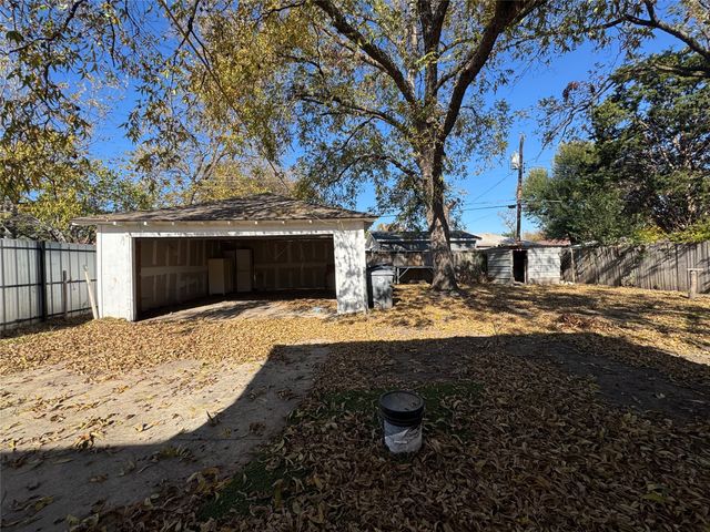 7803 Seydel Street, Dallas, TX 75217