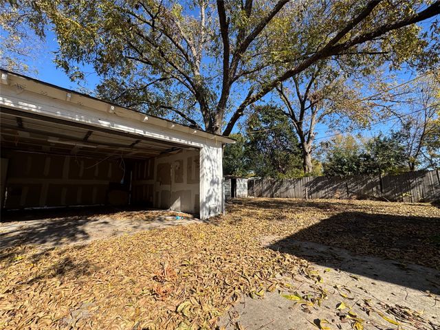 7803 Seydel Street, Dallas, TX 75217