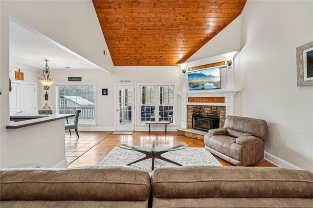 1170 Sleepy Hollow Road, Powder Springs, GA 30127