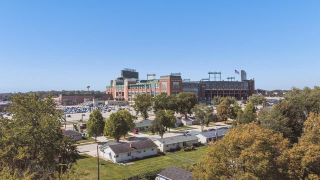 1163 THORNDALE STREET, Green Bay, WI 54304