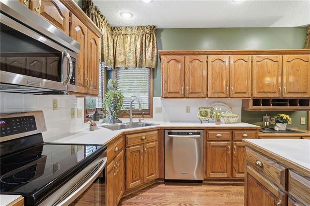 12313 Beverly Street, Leawood, KS 66209