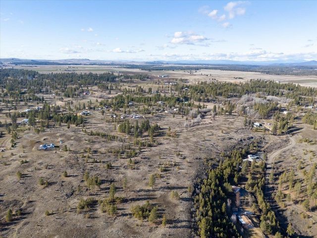 4608 N Whispering Pines Ln, Spokane, WA 99224