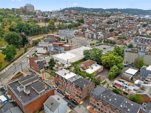 4745 Modoc, Lawrenceville, PA 15201