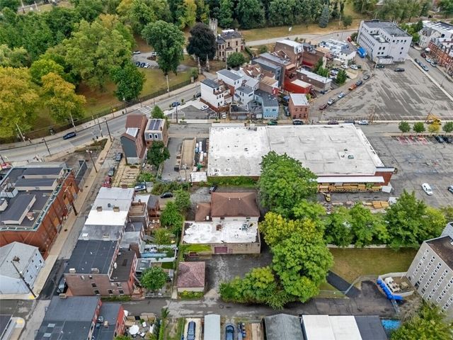 4745 Modoc, Lawrenceville, PA 15201